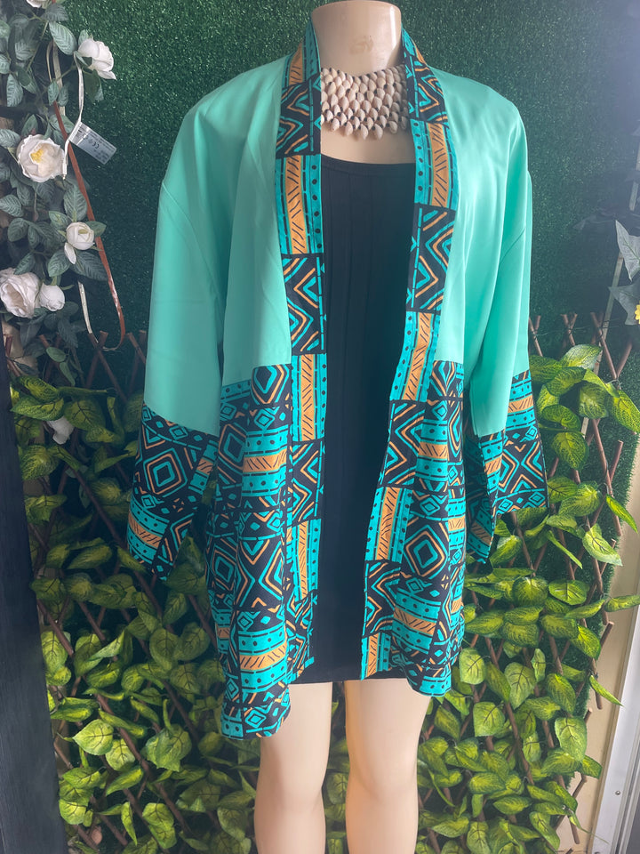 Kimonos COLLECTION EDIMA : élégance et confort pour un style tendance et polyvalent.