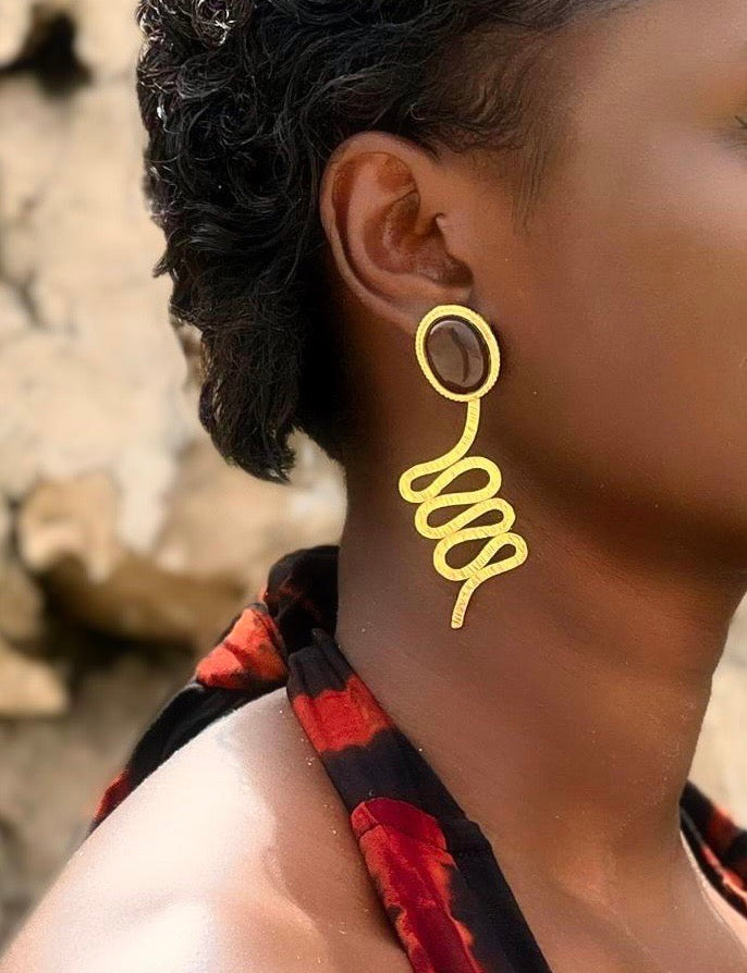 Boucles d'Oreille  collection Sally : L’Essence de l'Élégance au Quotidien