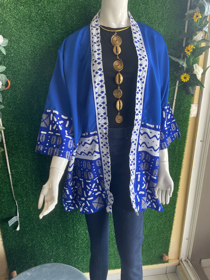 Kimonos COLLECTION EDIMA : élégance et confort pour un style tendance et polyvalent.