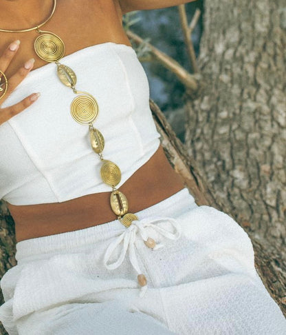 Collier LANGAA : L'Accessoire Parfait pour Élever Votre Look au Quotidien