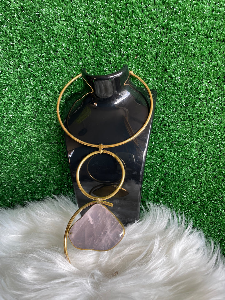 Collier LINA : Élégance Intemporelle pour Chaque Occasion, Un Bijou Incontournable Collier MICH MICH